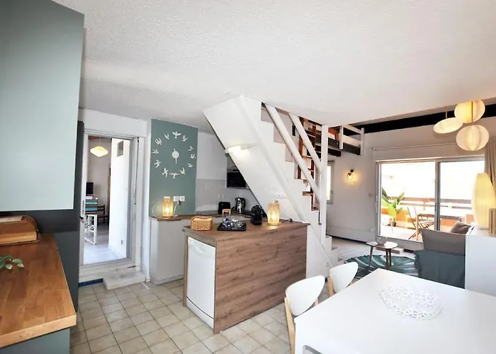 Cosy Vue Au Coeur De Port